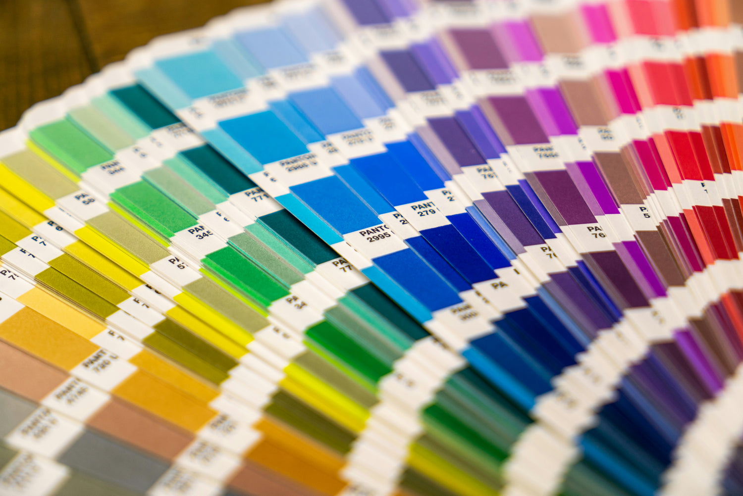 Abanico de colores Pantone para control de color